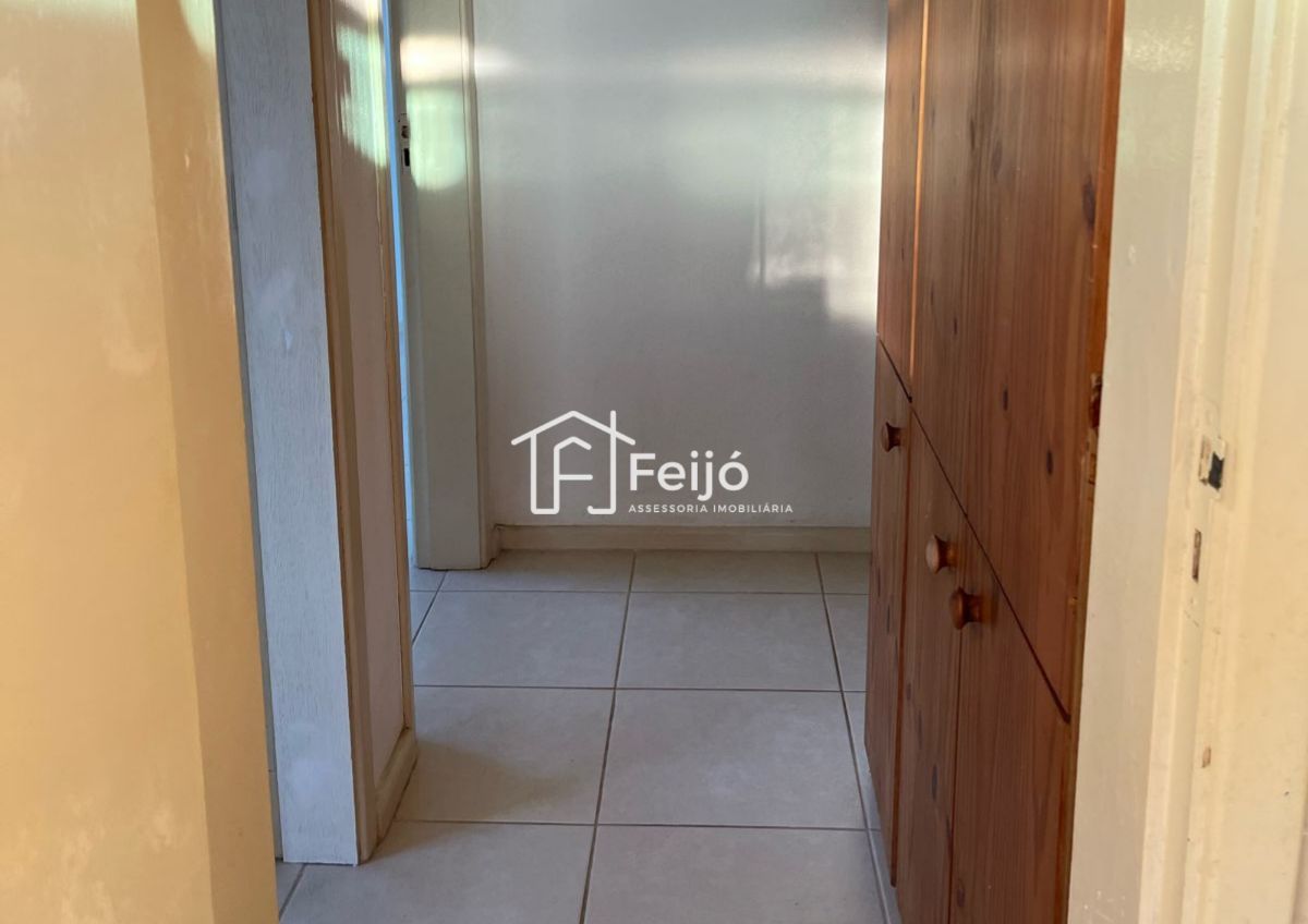 Apartamento à venda com 2 quartos, 58m² - Foto 17