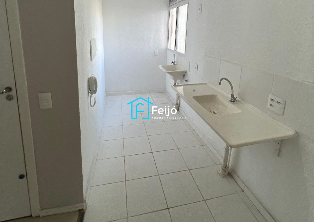 Apartamento à venda com 2 quartos, 41m² - Foto 10