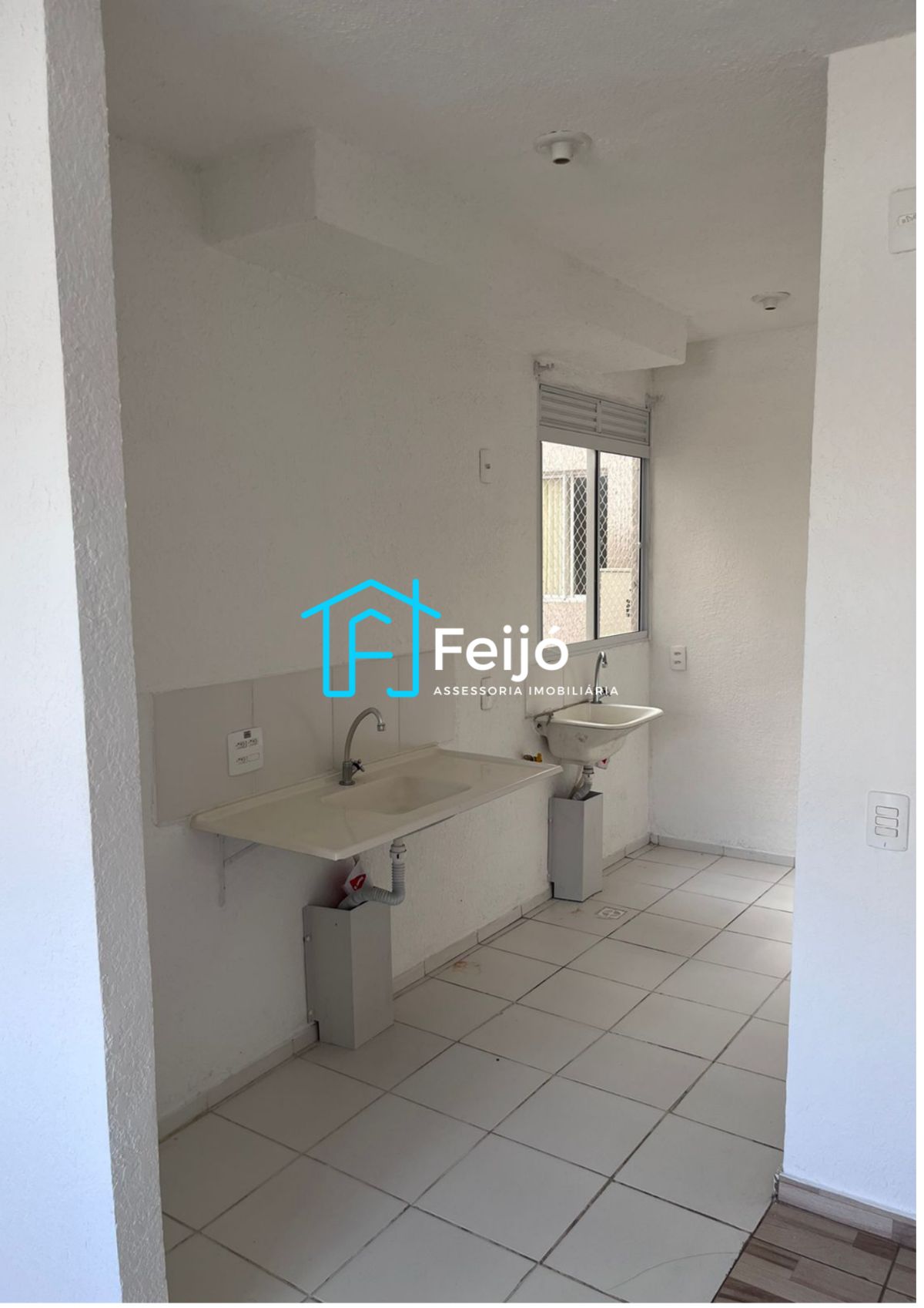 Apartamento à venda com 2 quartos, 41m² - Foto 11