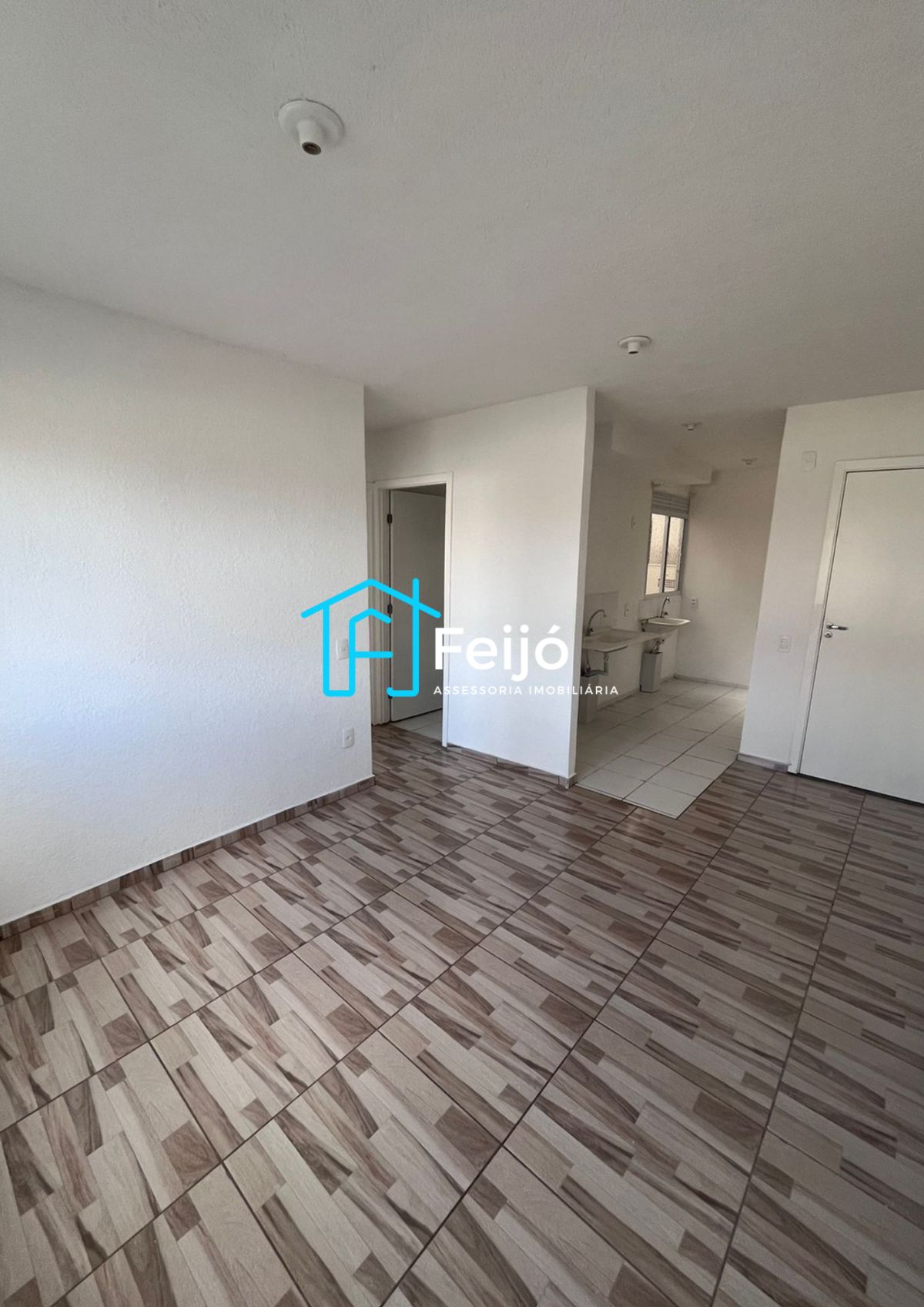 Apartamento à venda com 2 quartos, 41m² - Foto 4