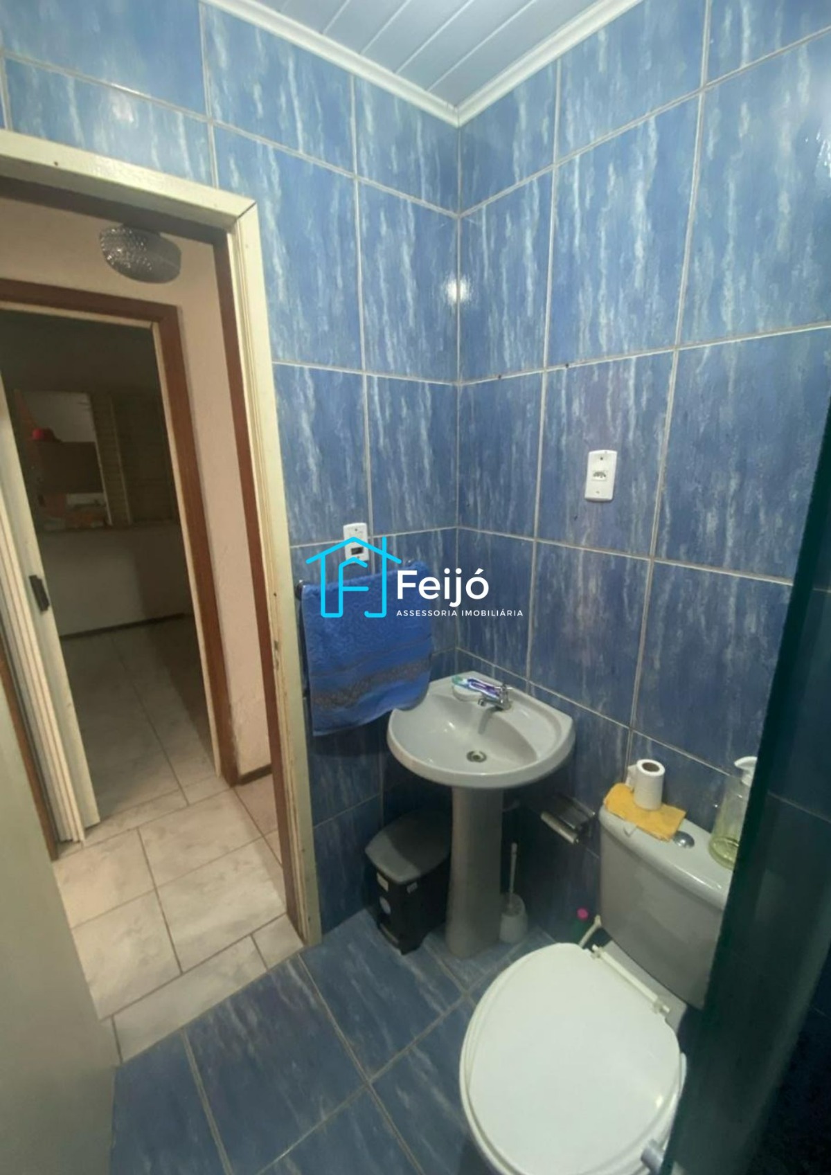 Casa à venda com 3 quartos, 100m² - Foto 14