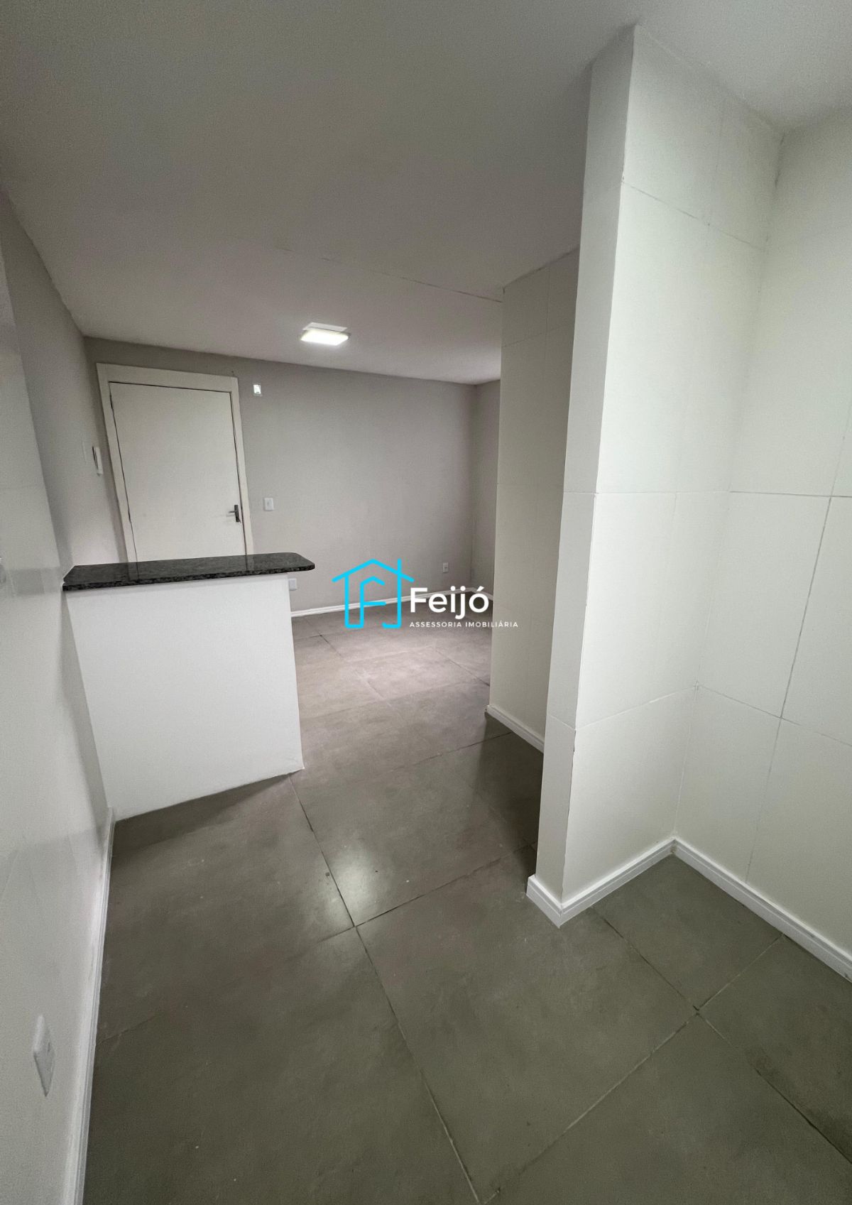 Apartamento à venda com 2 quartos, 40m² - Foto 6