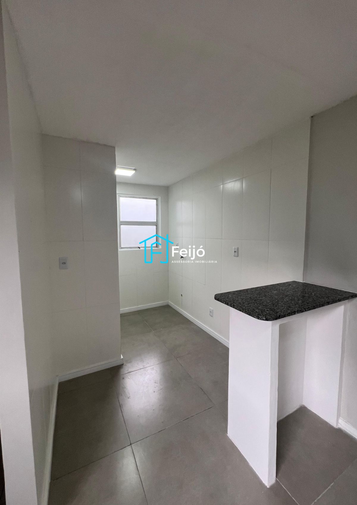 Apartamento à venda com 2 quartos, 40m² - Foto 5